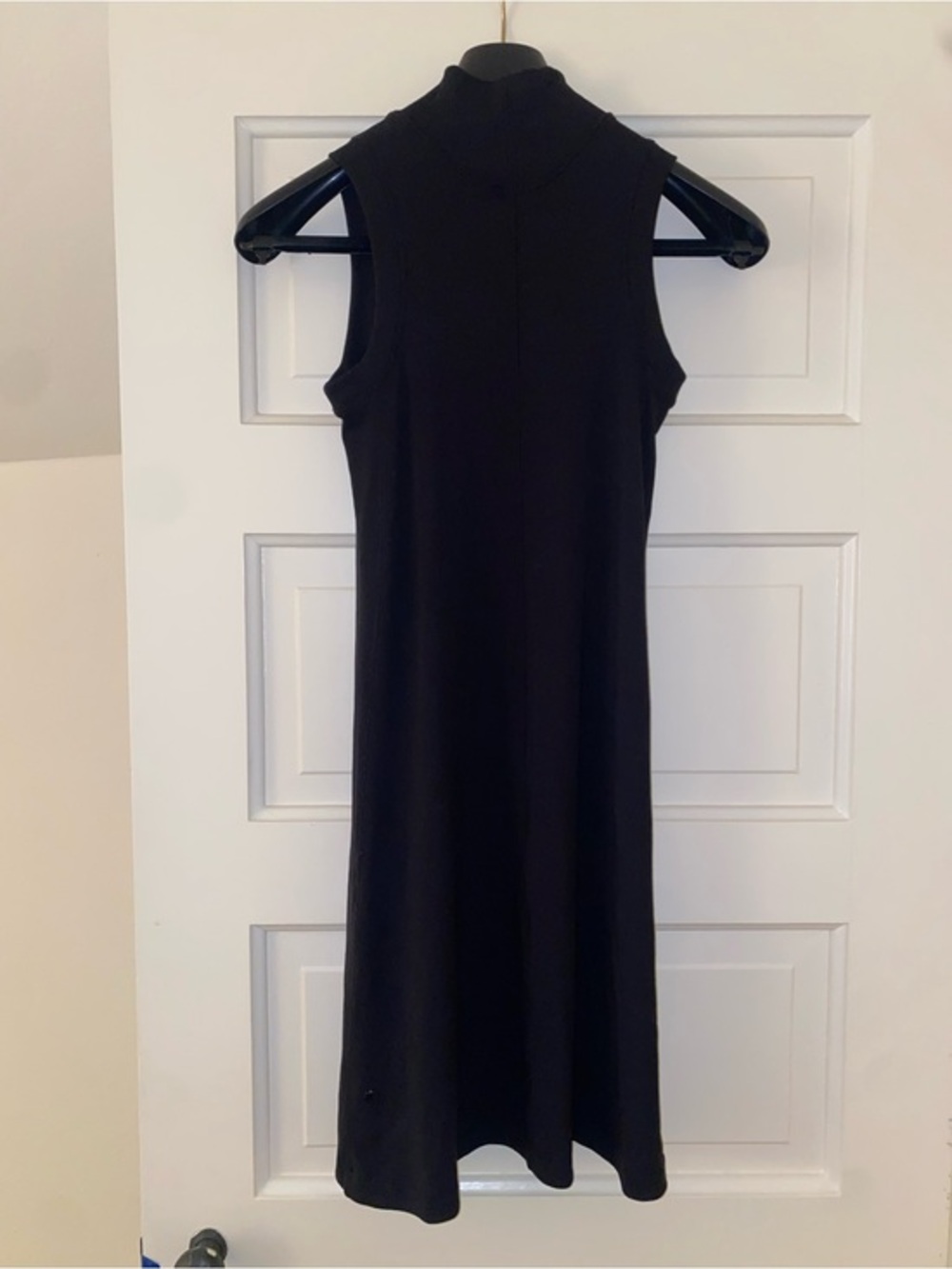 Lululemon Sleeveless Black Mock Neck Dress - Classic Women's Dress